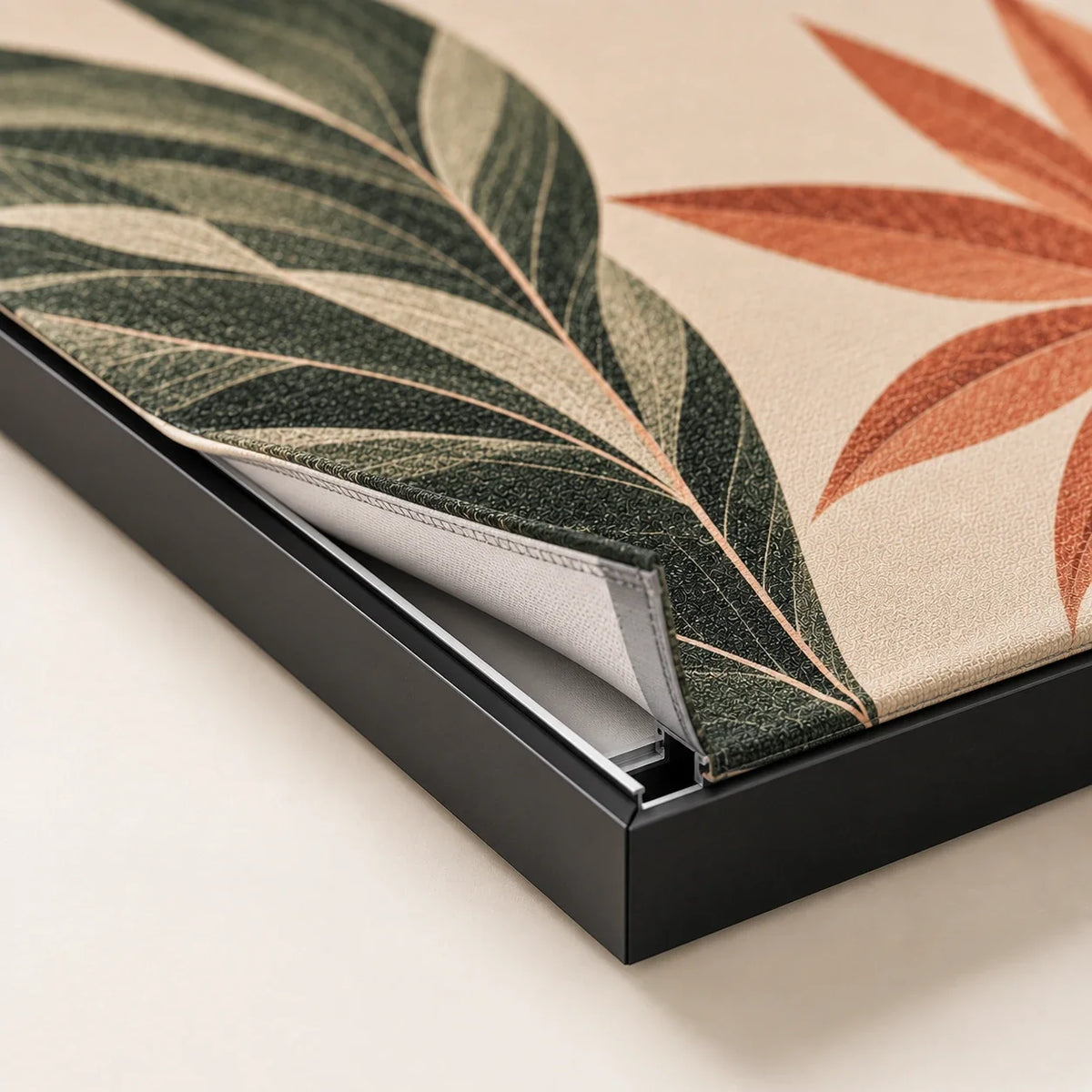 Artframe close-up met wisselbaar doek en zwart aluminium frame