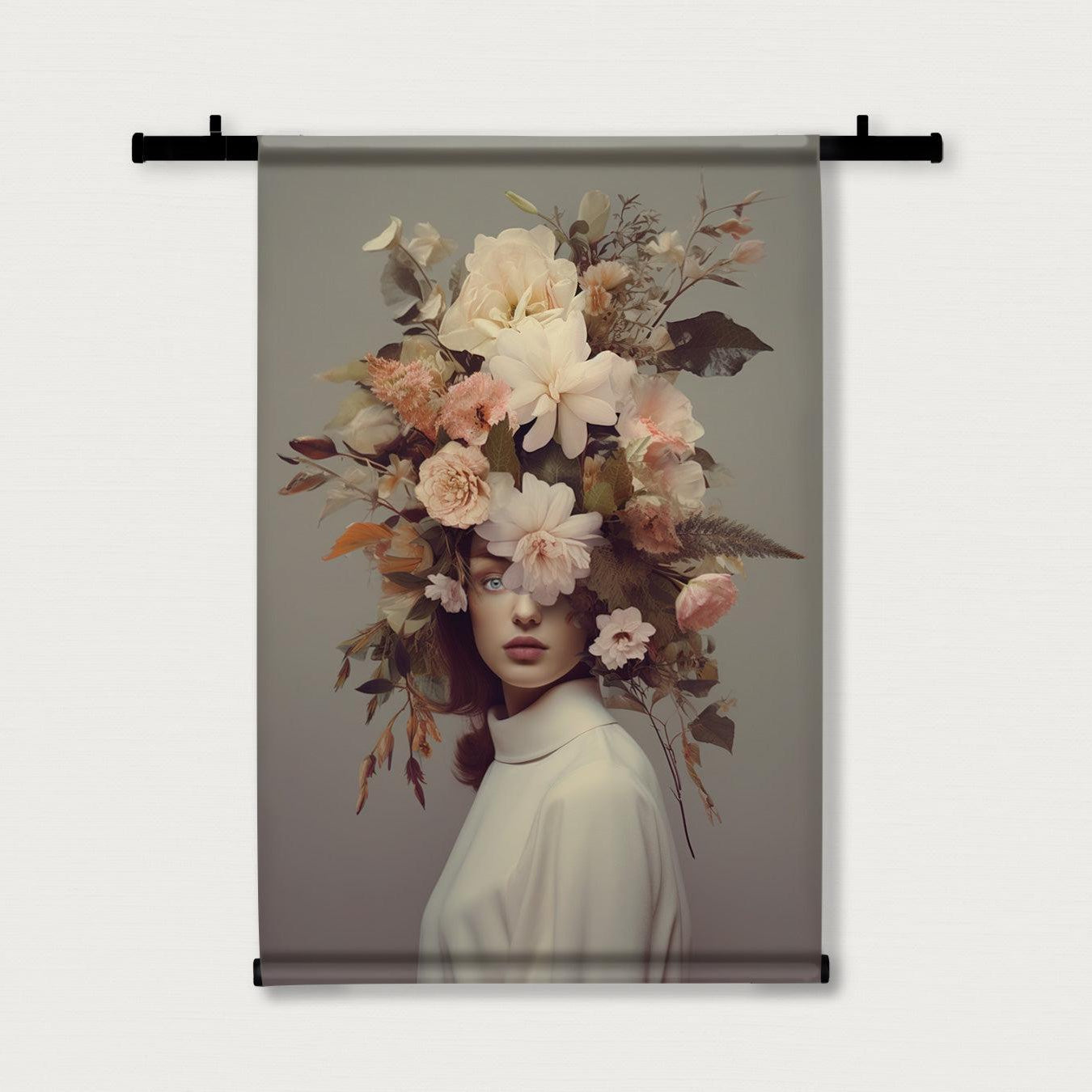 Bloemen Vrouw 5| Wandkleed | Mezo | 120x180 cm | Tweedekans-Wandkleed-House of Posters-House of Posters
