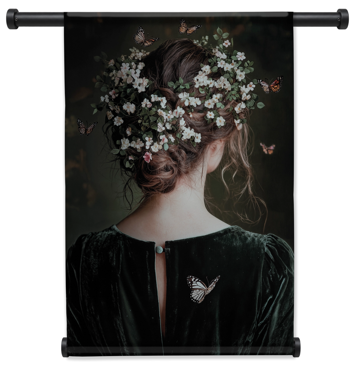 Wandkleed Selma: vrouw van achteren met bloemen en vlinders in het haar.