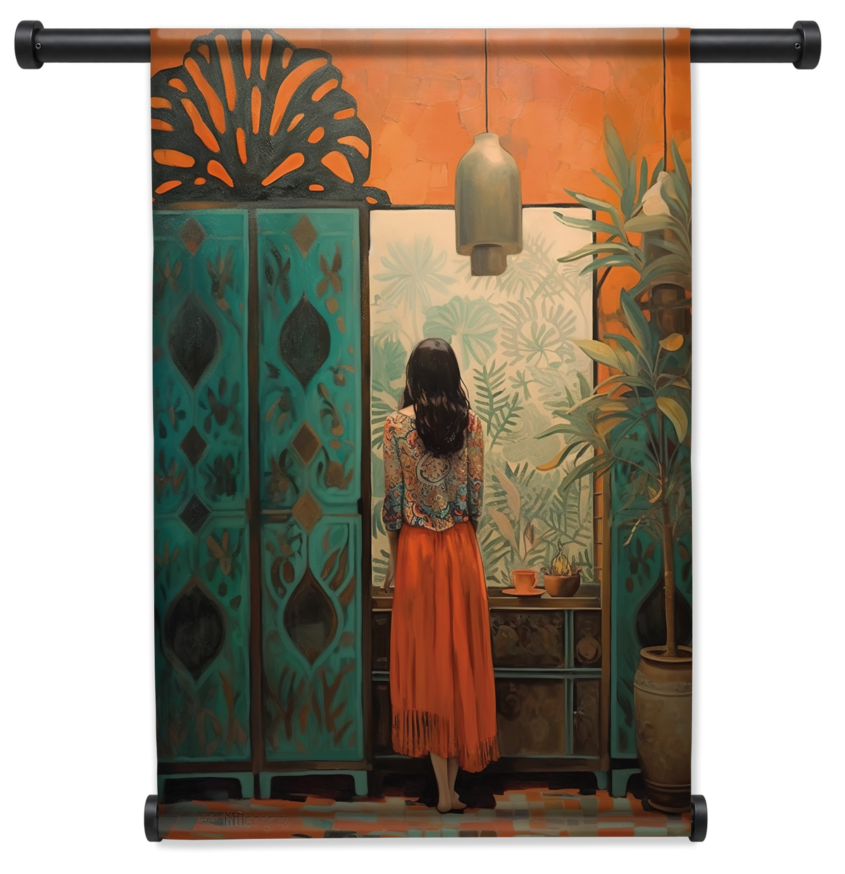 Wandkleed Vrouw: vrouw in een oranje rok bij een kamerscherm tussen planten.