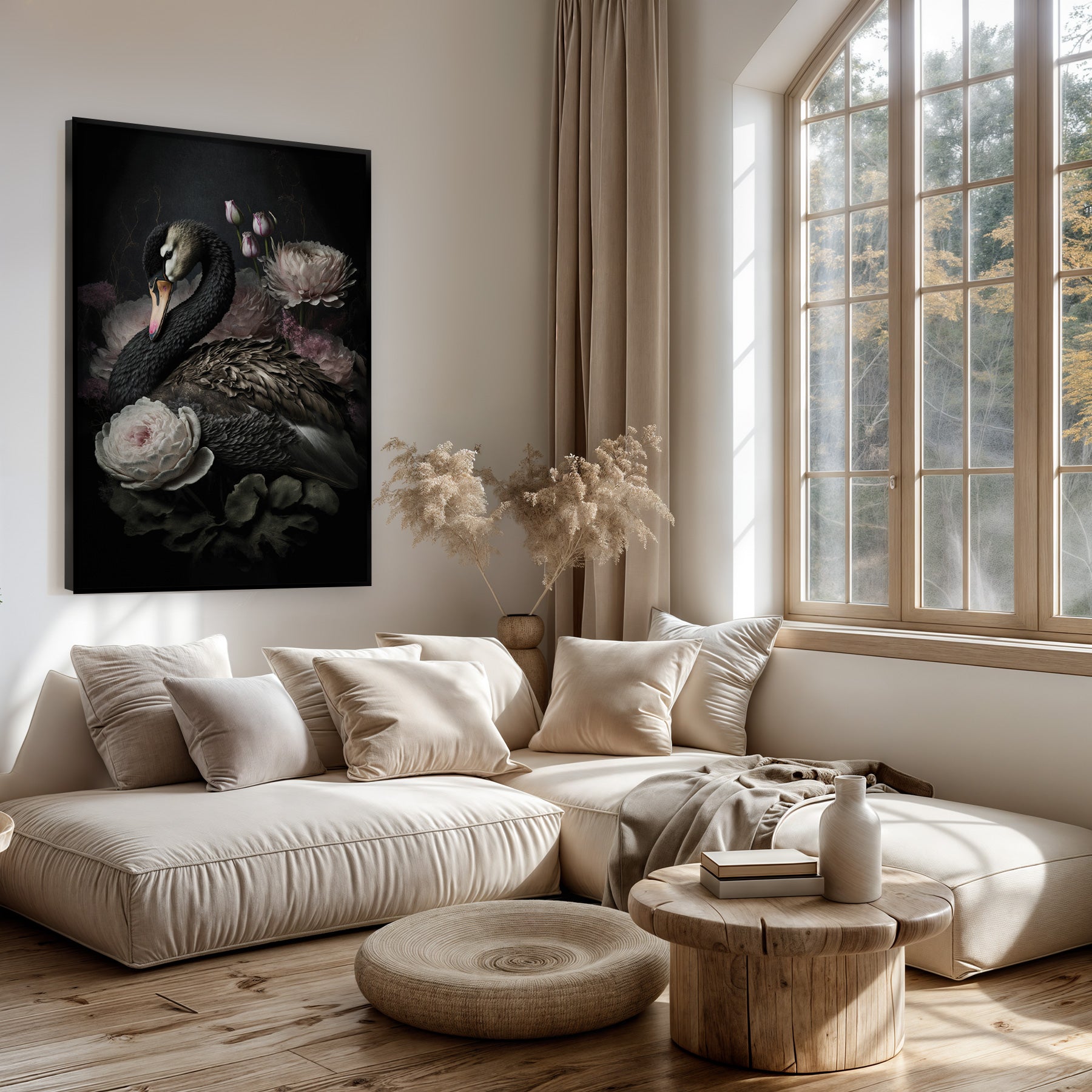 Artframe Zwarte zwaan boven een lichte bank in een woonkamer.