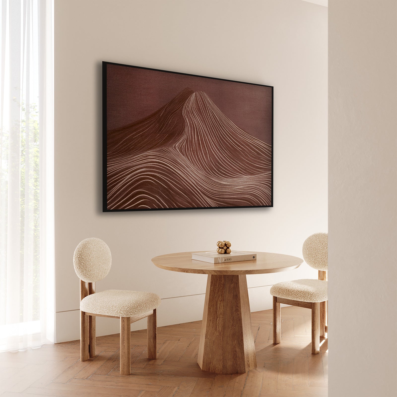 Artframe De rode berg aan de muur bij een ronde houten eettafel.