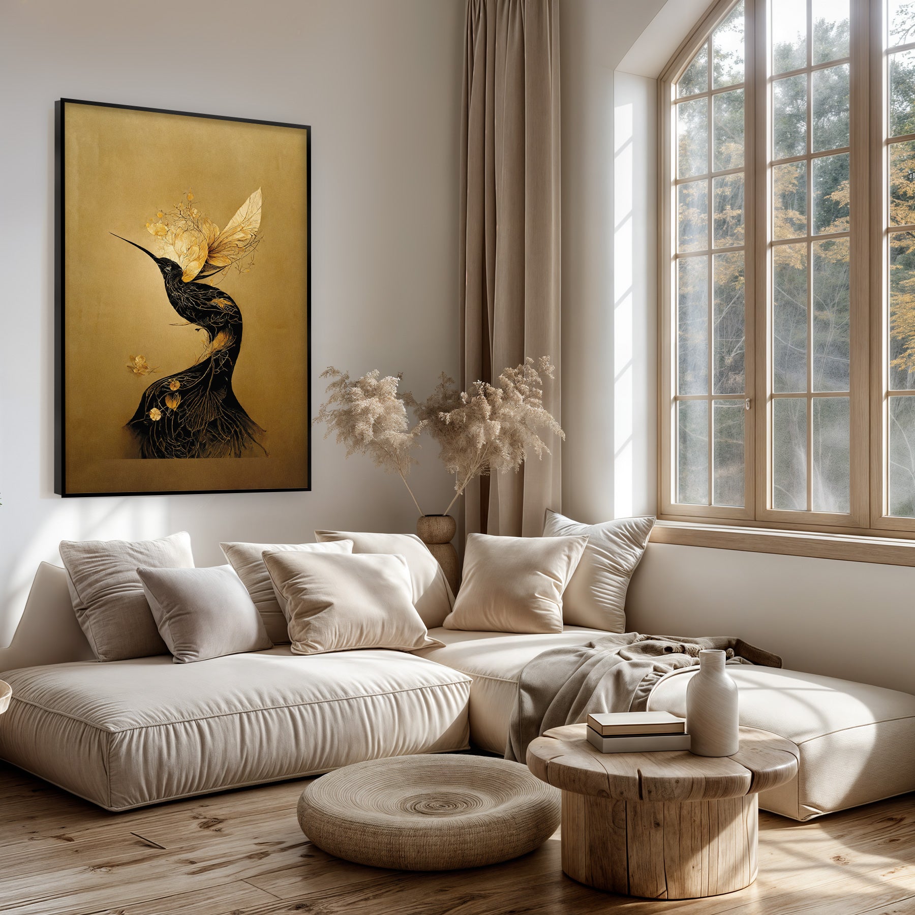 Artframe Elegant Kolibri boven een lichte bank in een woonkamer.