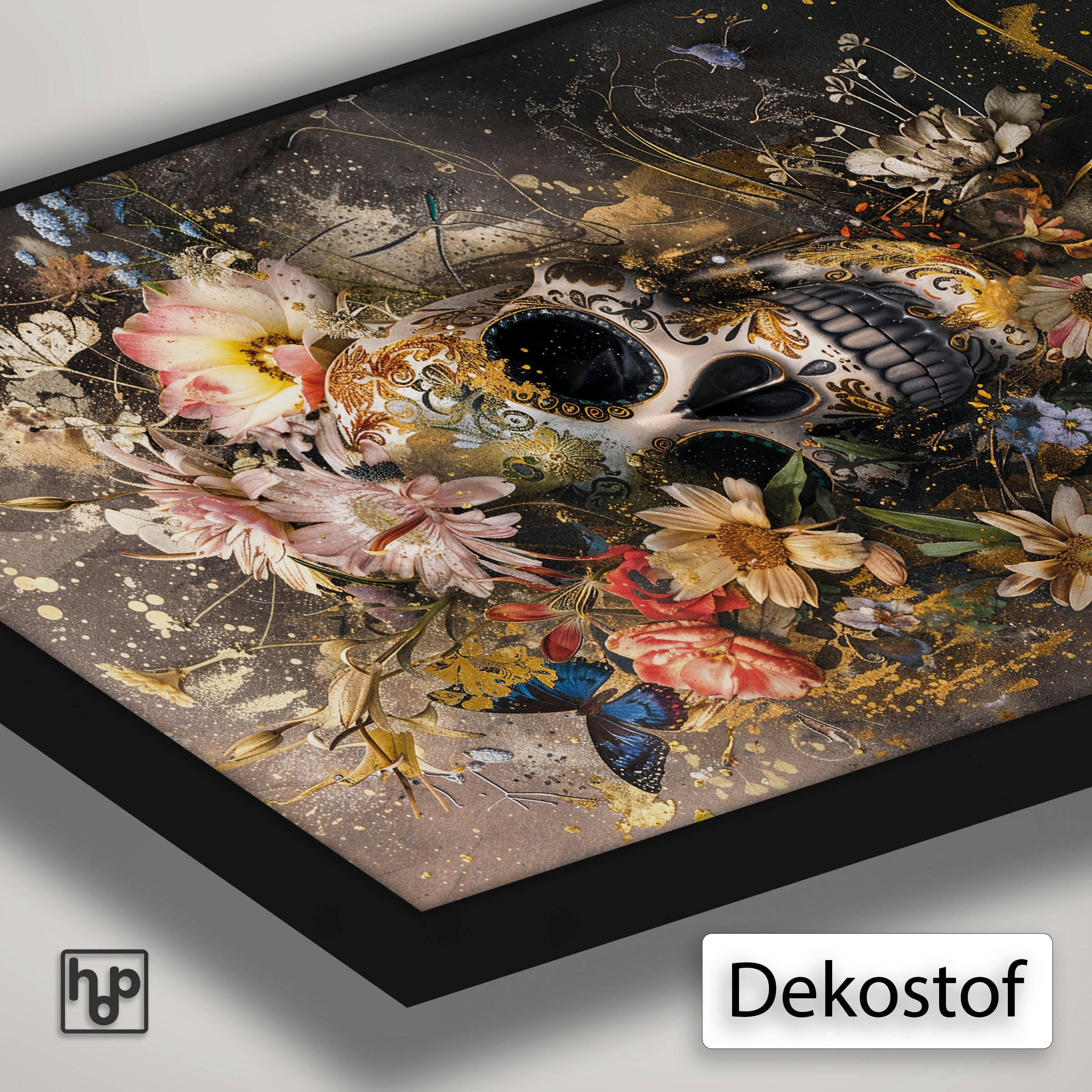 Detail van Artframe Bloemen schedel met dekostof en een zwart aluminium frame.