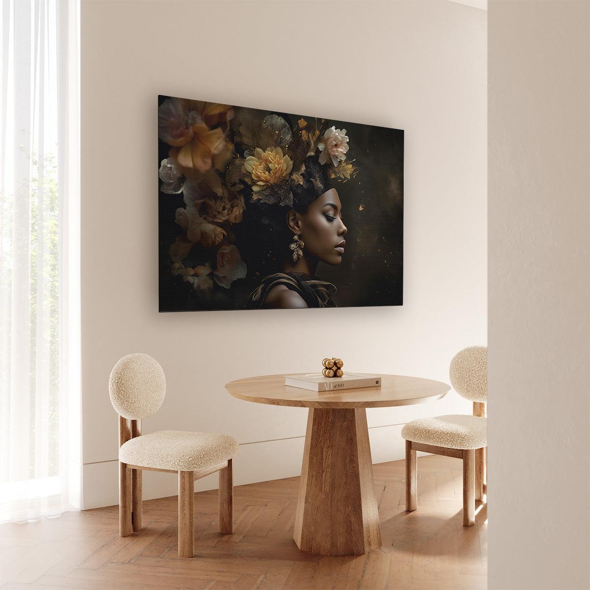 Aluminium Dibond schilderij Bloemen Vrouw 3 aan de muur bij een ronde houten eettafel.