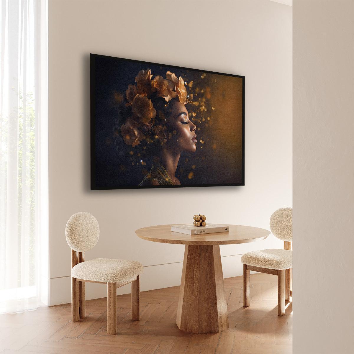 Artframe Bloemen Vrouw 4 aan de muur bij een ronde houten eettafel.