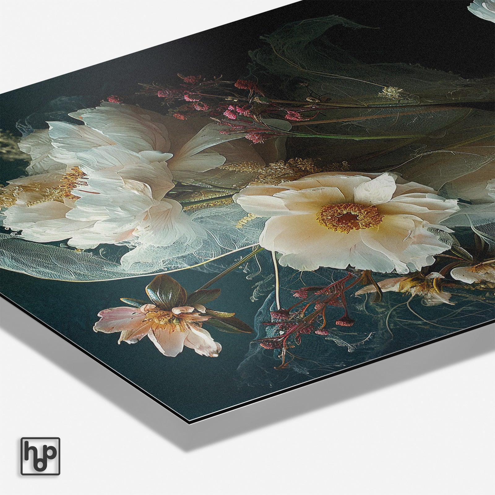 Staande poster Bloemen 14 met delicate witte en roze bloemen, subtiele vlinder en vintage design.