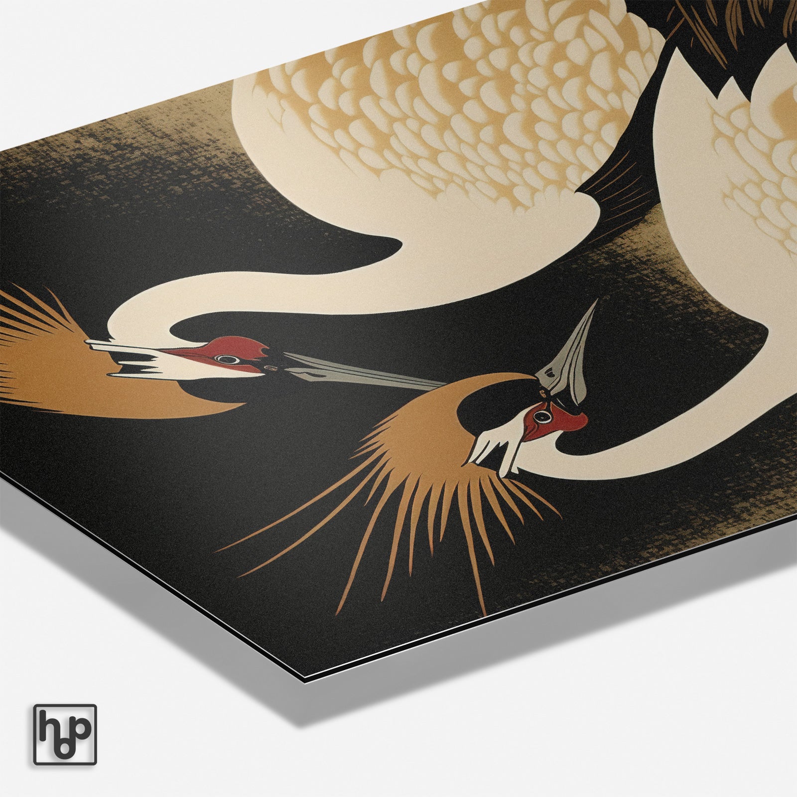 Japanse kraanvogels poster met beige en bruine vogels op een donkere achtergrond, in zen/japandi stijl.