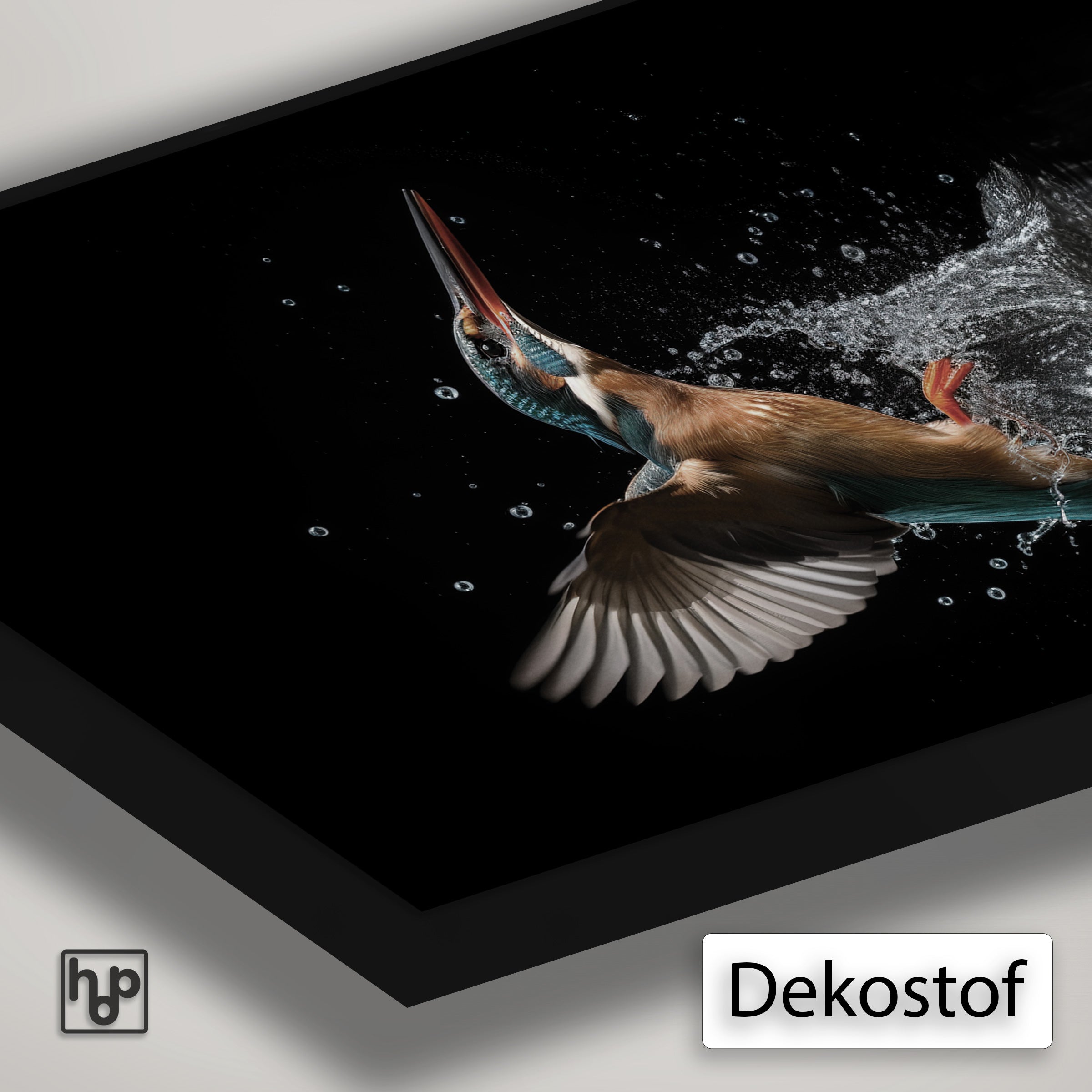 Detail van Artframe Ijsvogel 3 met dekostof en een zwart aluminium frame.