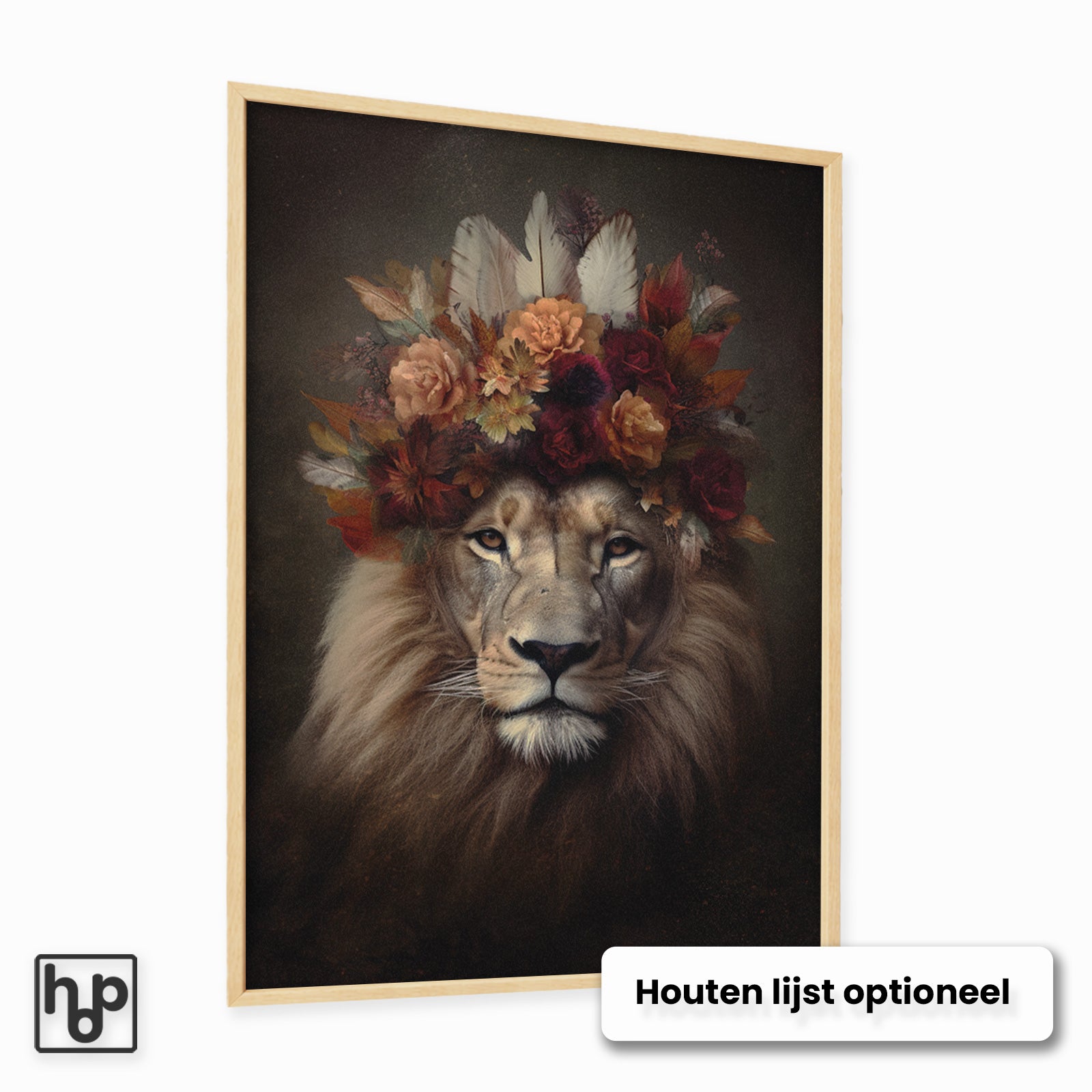 Leeuw 6 poster met bloemenkroon in warme herfstkleuren, ingelijst in een lichte houten lijst.