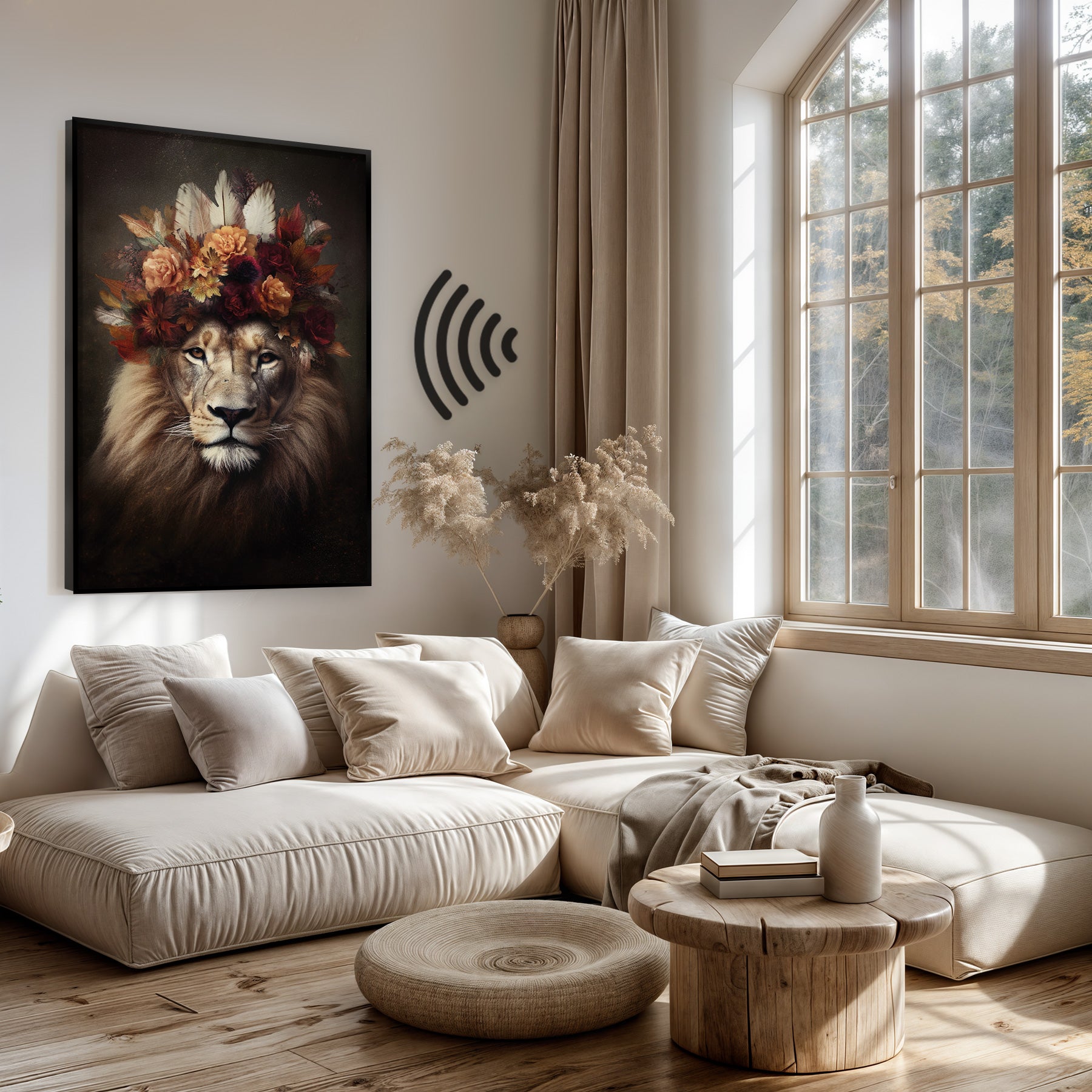 Akoestisch paneel Leeuw 6 boven een lichte bank in een woonkamer.