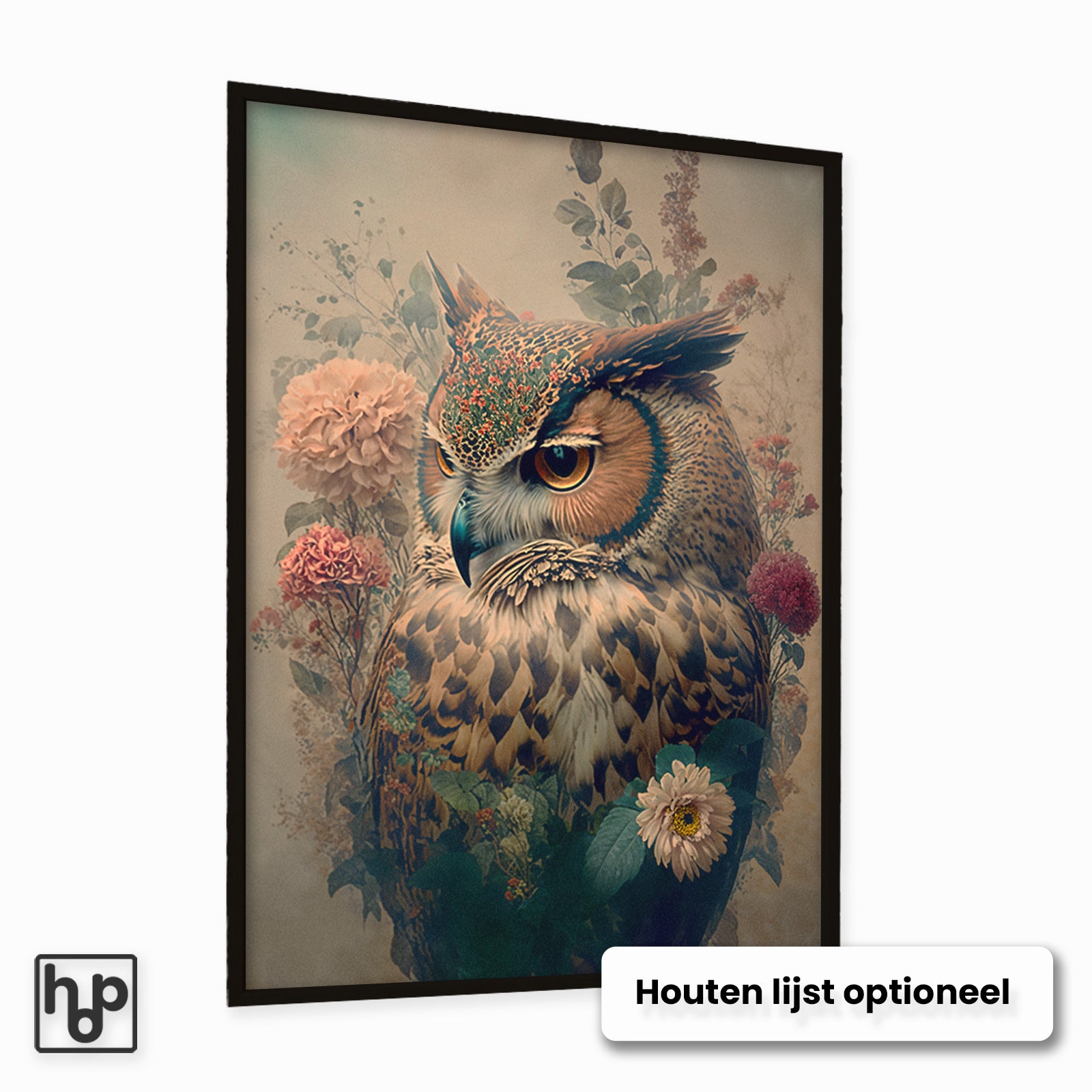 Vintage poster van een sierlijke uil met delicate bloemen in warme, serene kleuren, optioneel met houten lijst.