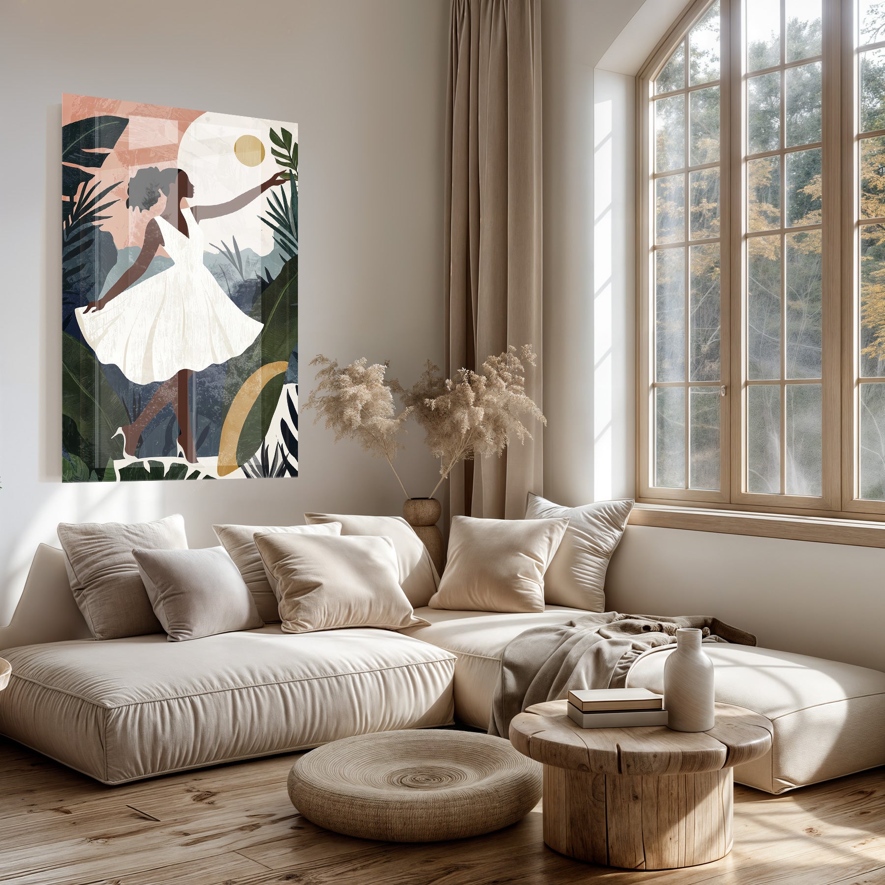 Plexiglas schilderij Sophia boven een lichte bank in een woonkamer.