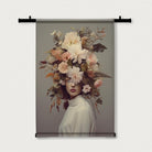 Bloemen Vrouw 5 · Wandkleed-Wandkleed-House of Posters-House of Posters